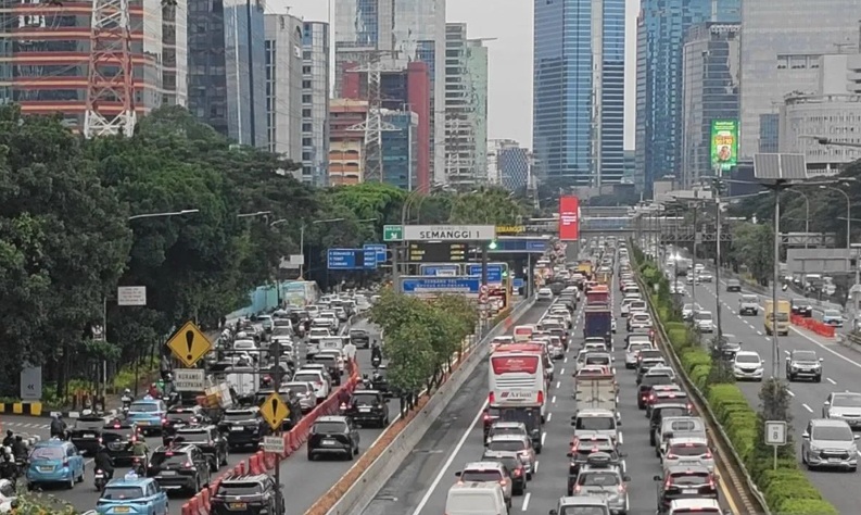 Dua Hari Ramadan, Polda Metro Ungkap Jam Padat Lalu Lintas