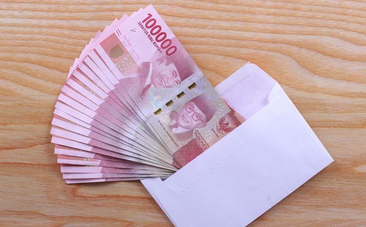 Pajak Atas Bonus dan THR Kenapa Potongannya Terasa Besar