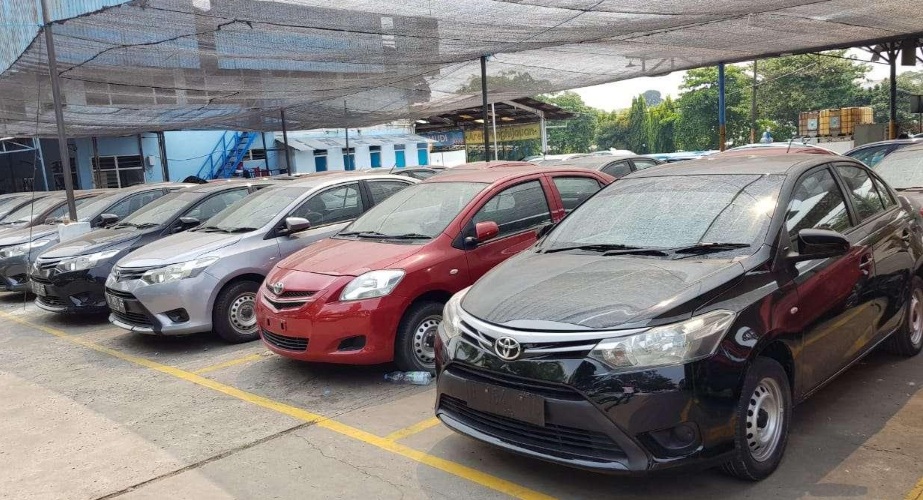 Panduan Membeli Mobil Bekas Pajak Off
