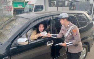 Cara Humanis Polisi Tabalong Ingatkan Pengendara: Helm Bukan Sekadar Aturan Tapi Nyawa